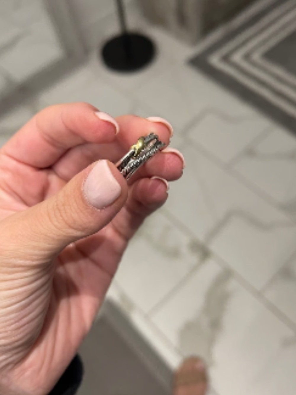 David Yurman crossover two tone ring - Picture 2 of 4